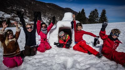 Construction d’igloo pour les petits et les grands